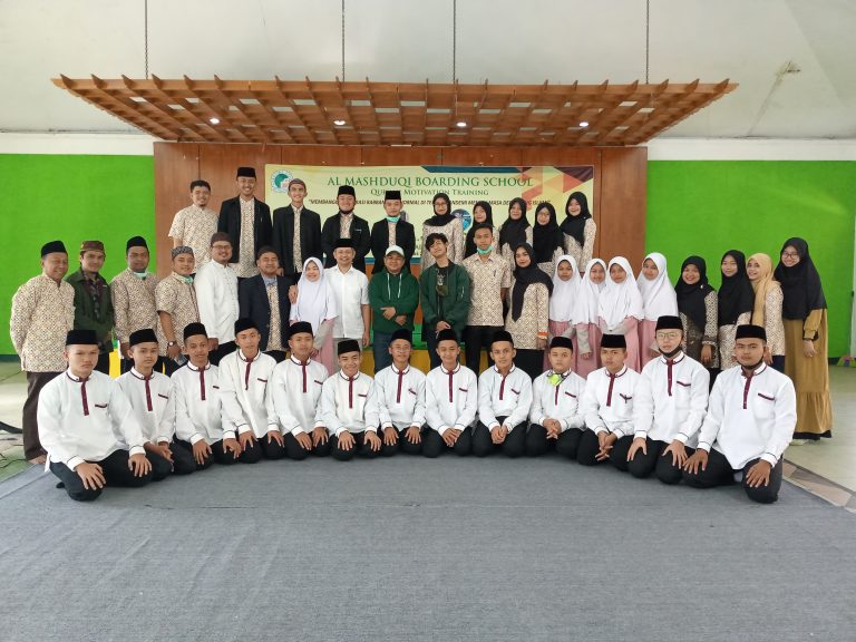 Stadium General bersama Ust. H. Feylian, Lc., MA.